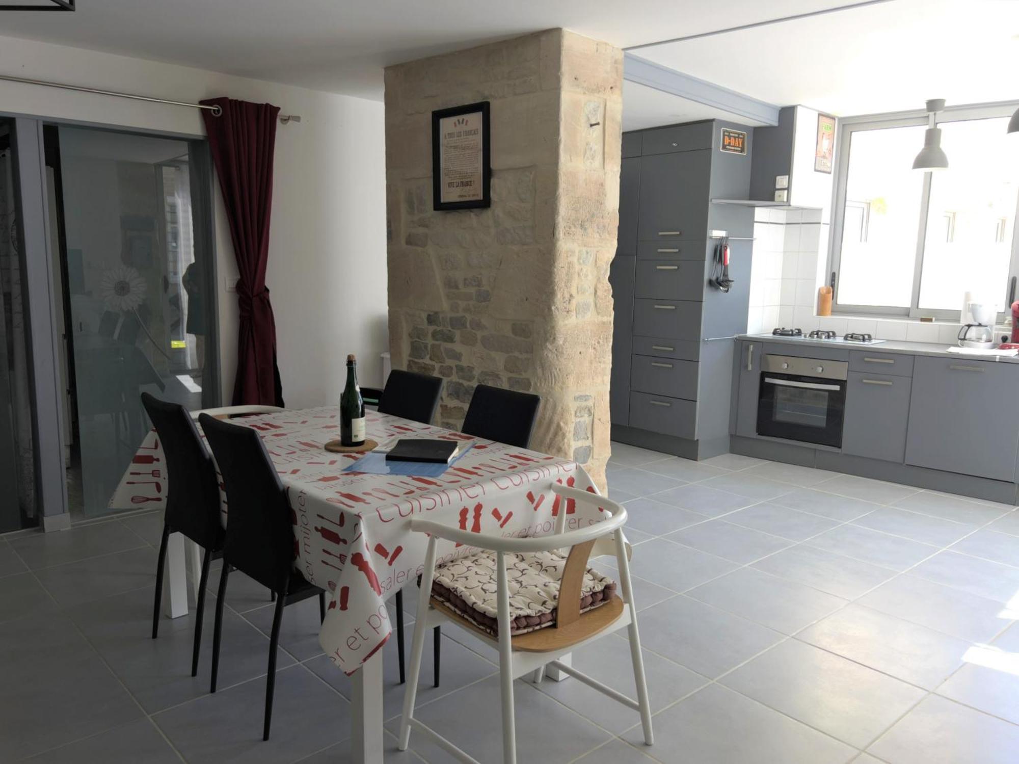 Cottage Overlord - 6 Personnes - Plages Du Debarquement Formigny Extérieur photo
